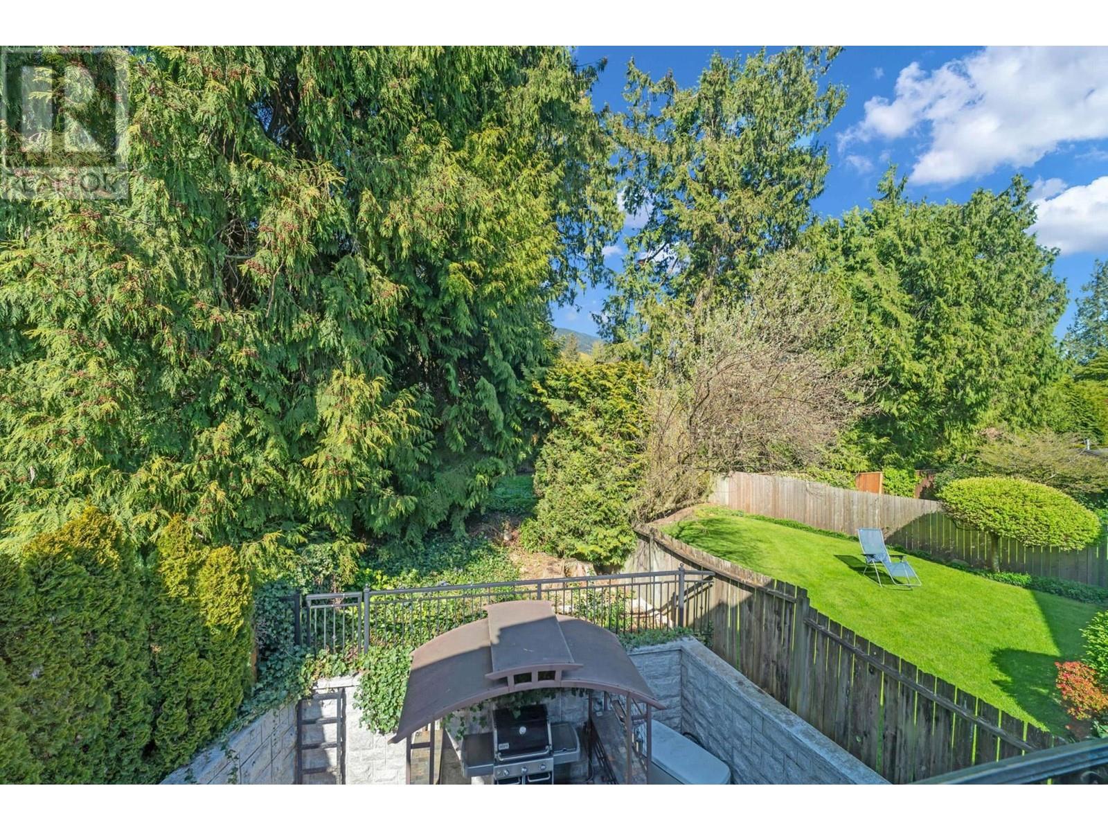 4348 ERWIN DRIVE, West Vancouver