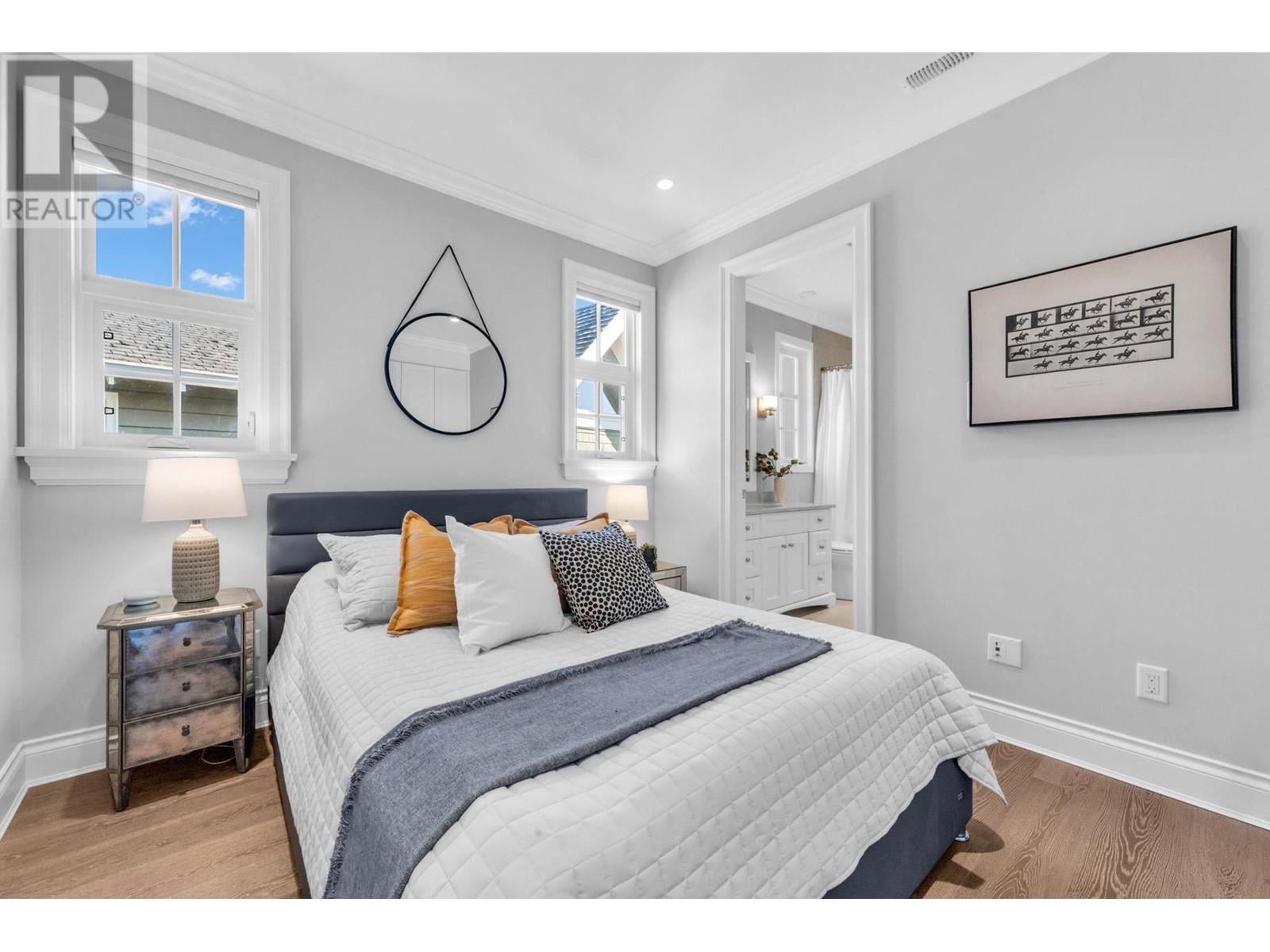 4348 ERWIN DRIVE, West Vancouver