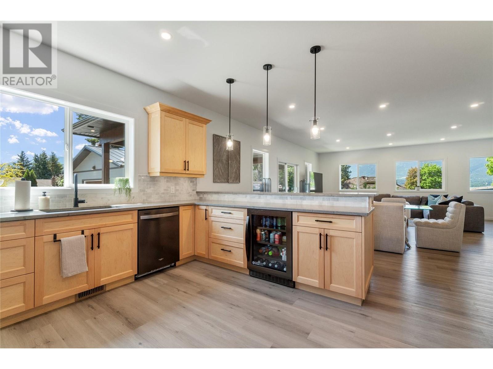  1240 52 Avenue, Salmon Arm