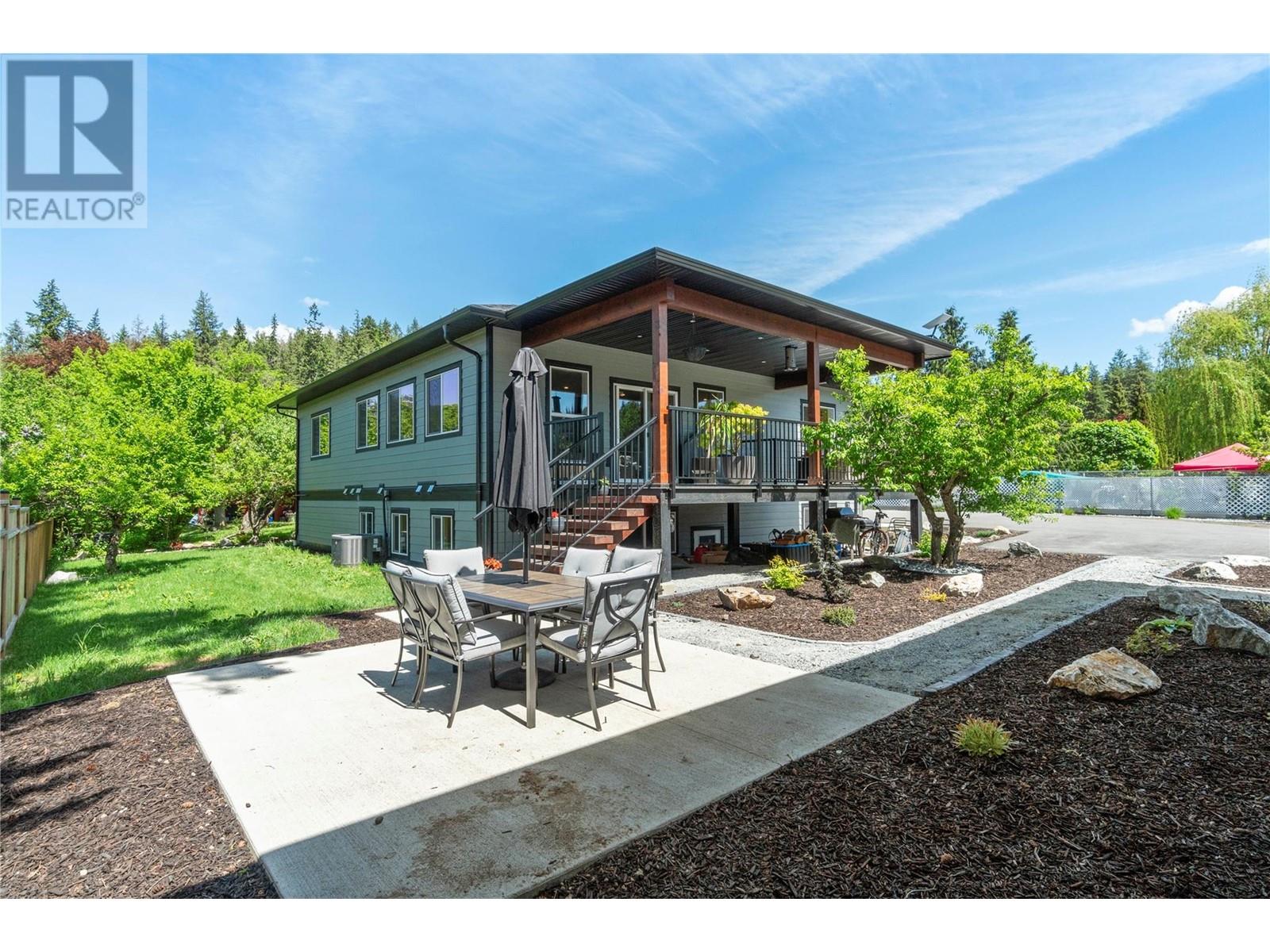  1240 52 Avenue, Salmon Arm