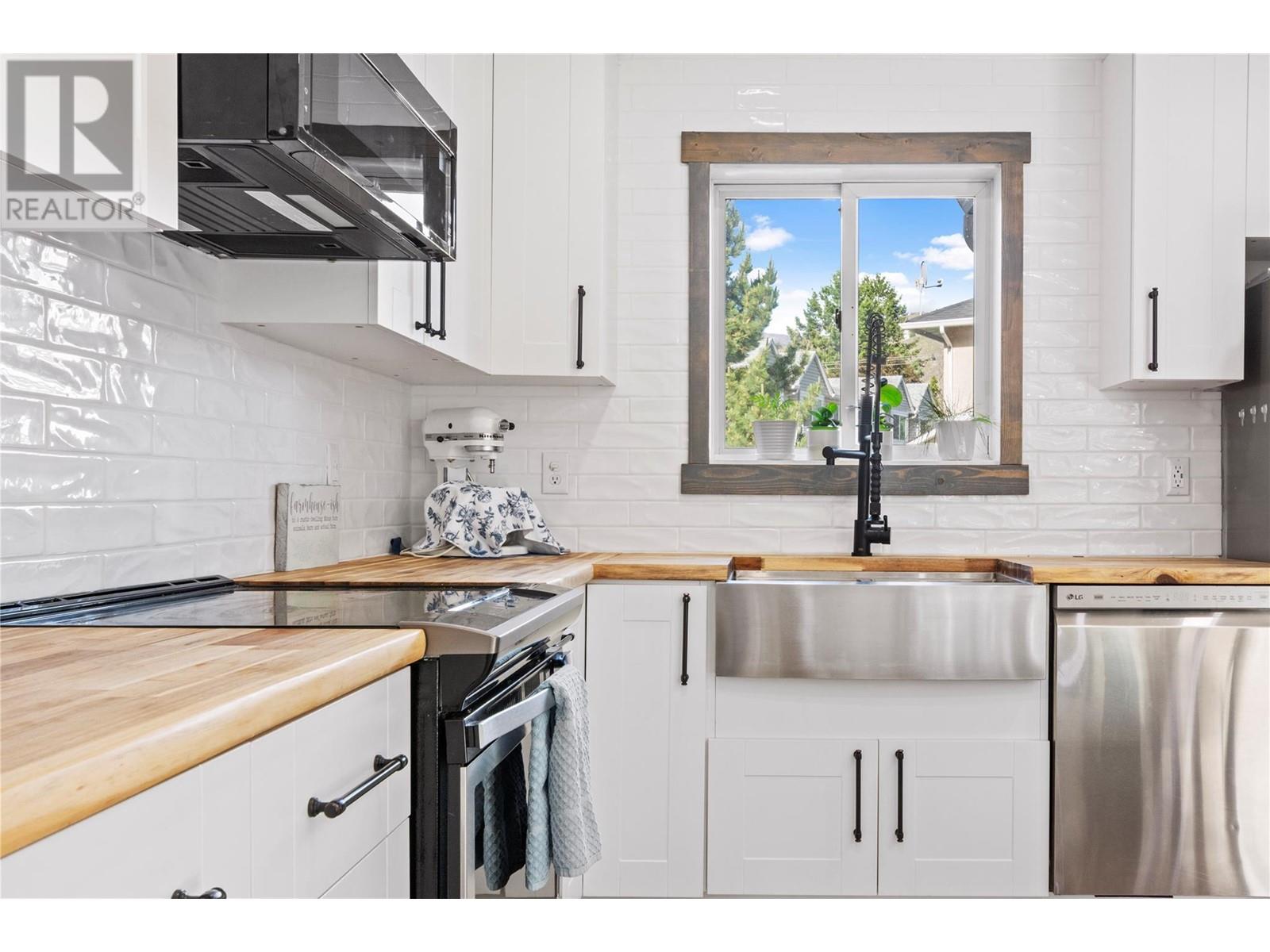 1032 Cedar Street Unit# 2, Okanagan Falls