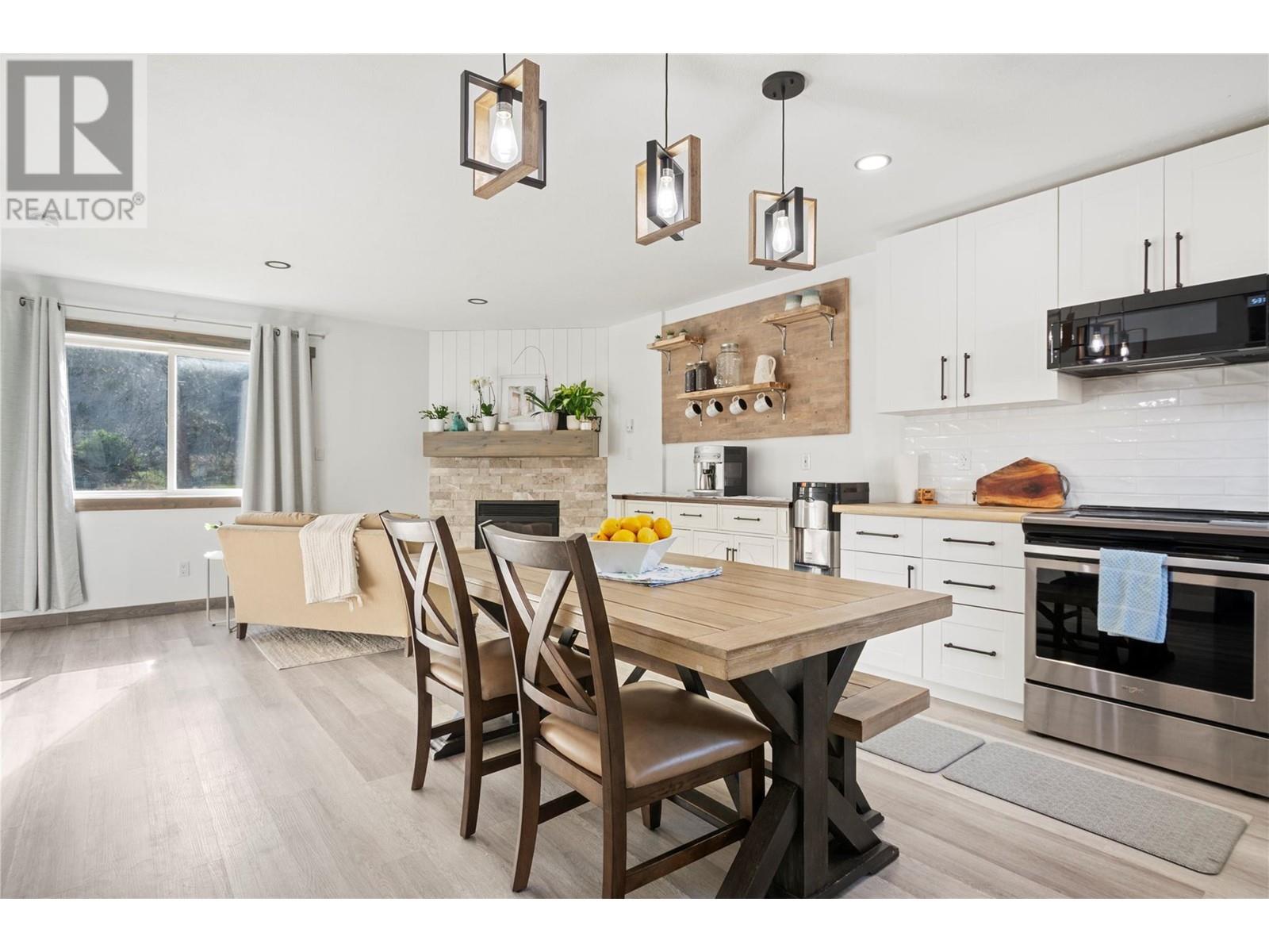 1032 Cedar Street Unit# 2, Okanagan Falls