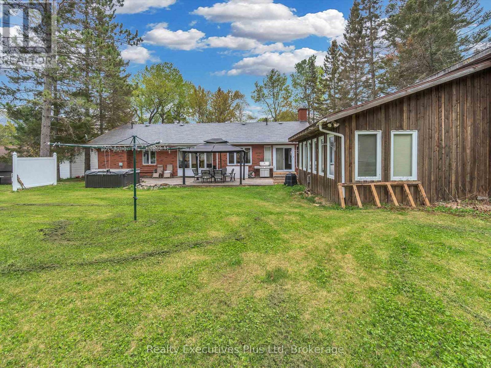 Photo 16 of 12 Robert Street, Sundridge ON