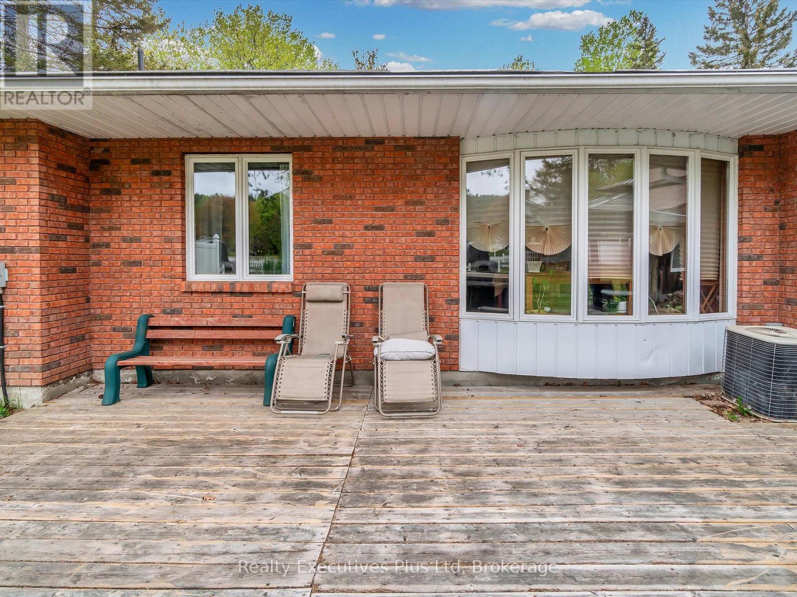 Photo 43 of 12 Robert Street, Sundridge ON