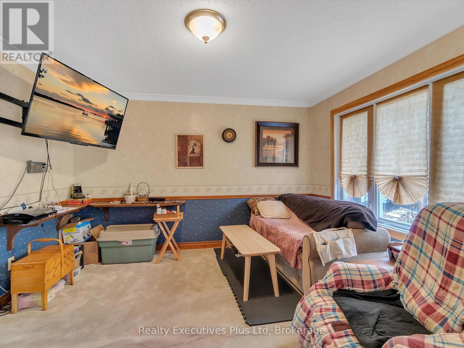 Photo 25 of 12 Robert Street, Sundridge ON