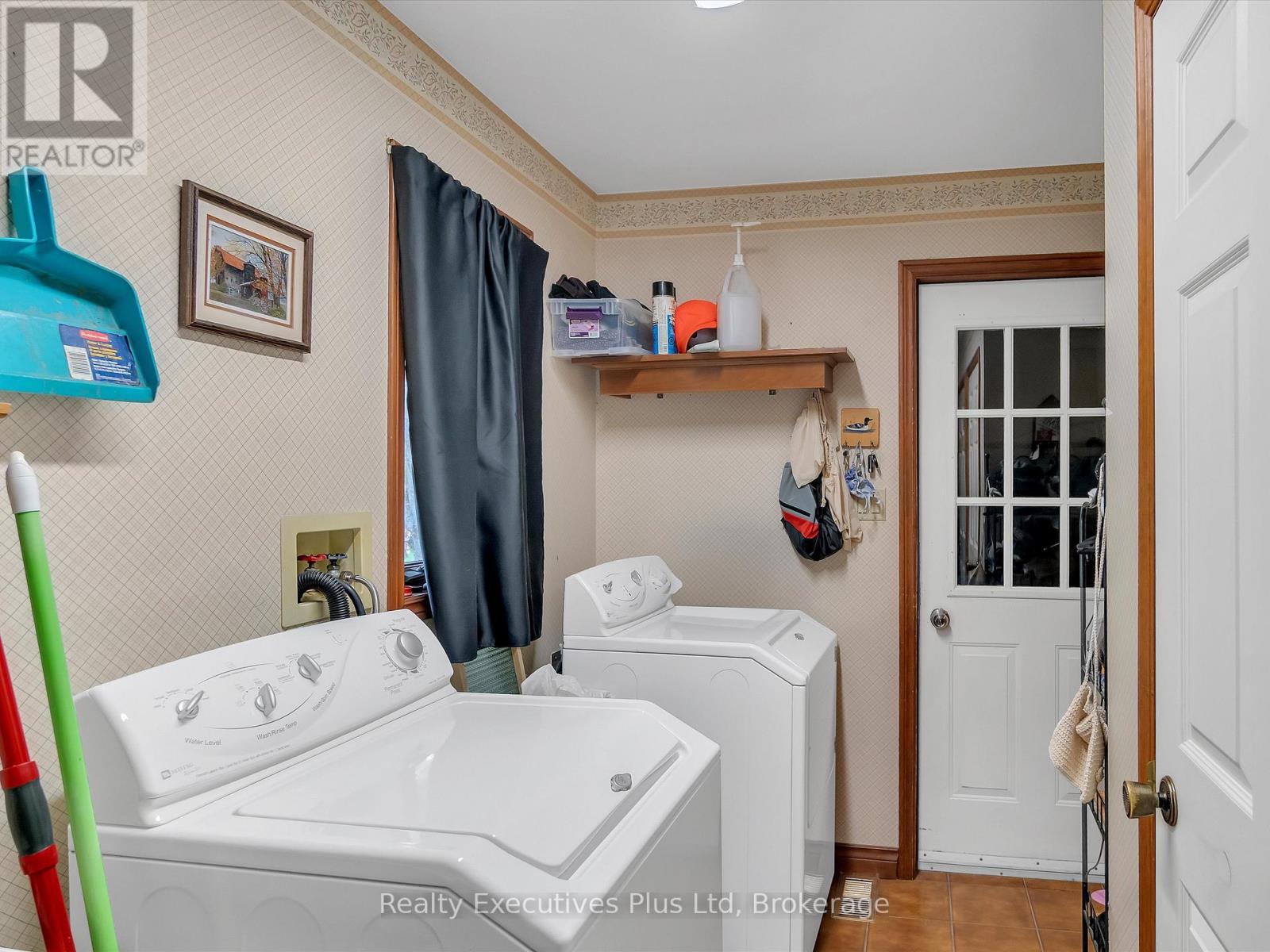 Photo 30 of 12 Robert Street, Sundridge ON