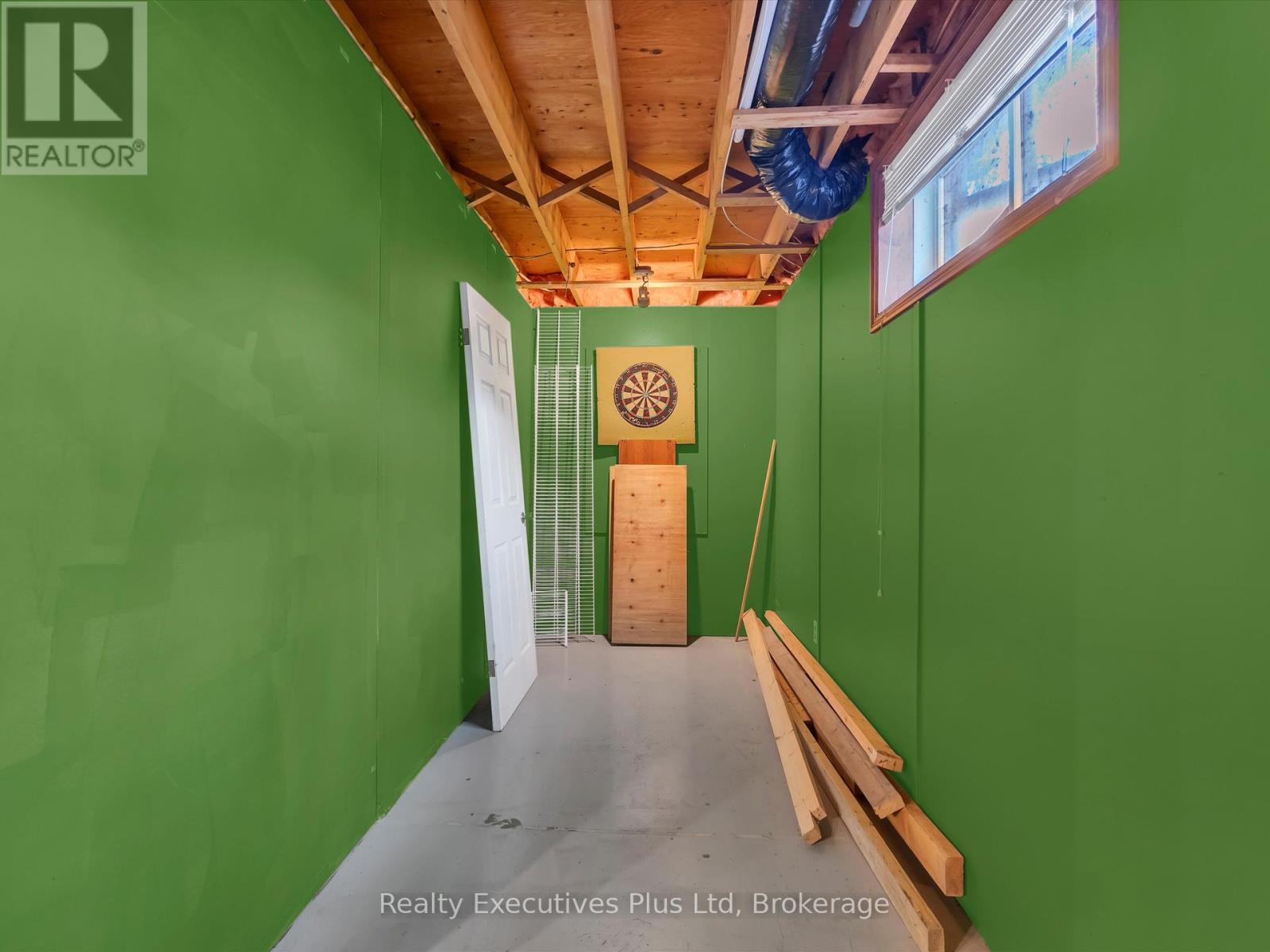Photo 24 of 12 Robert Street, Sundridge ON