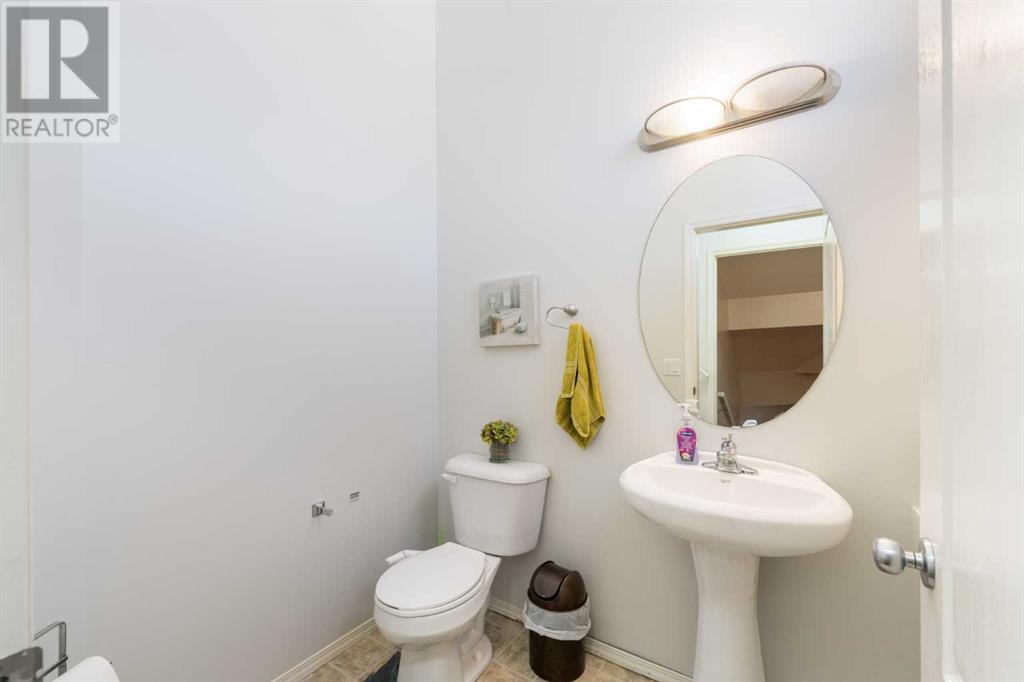 Single Family House for Sale in  Saddlecrest Place NE Saddle Ridge Calgary 