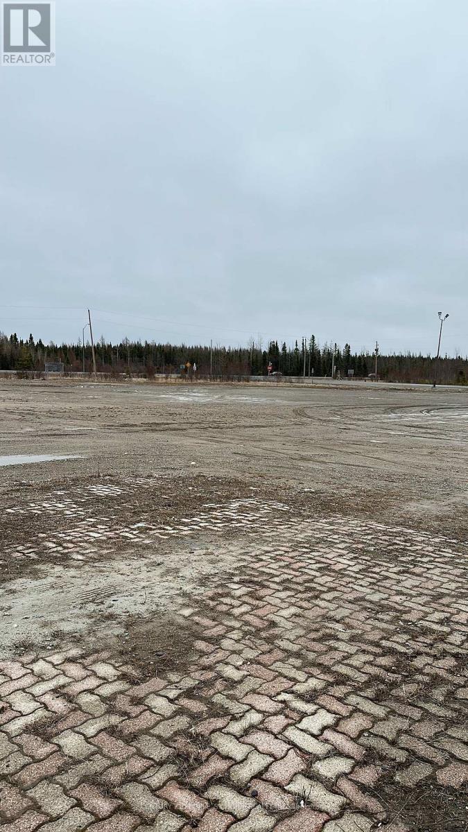 Photo 33 of 1 655 Highway, Cochrane ON