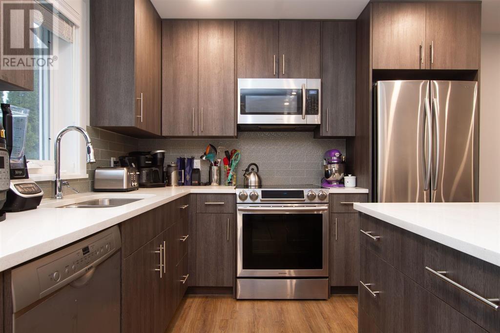40128 DIAMOND HEAD ROAD, Squamish real estate listing R2992919