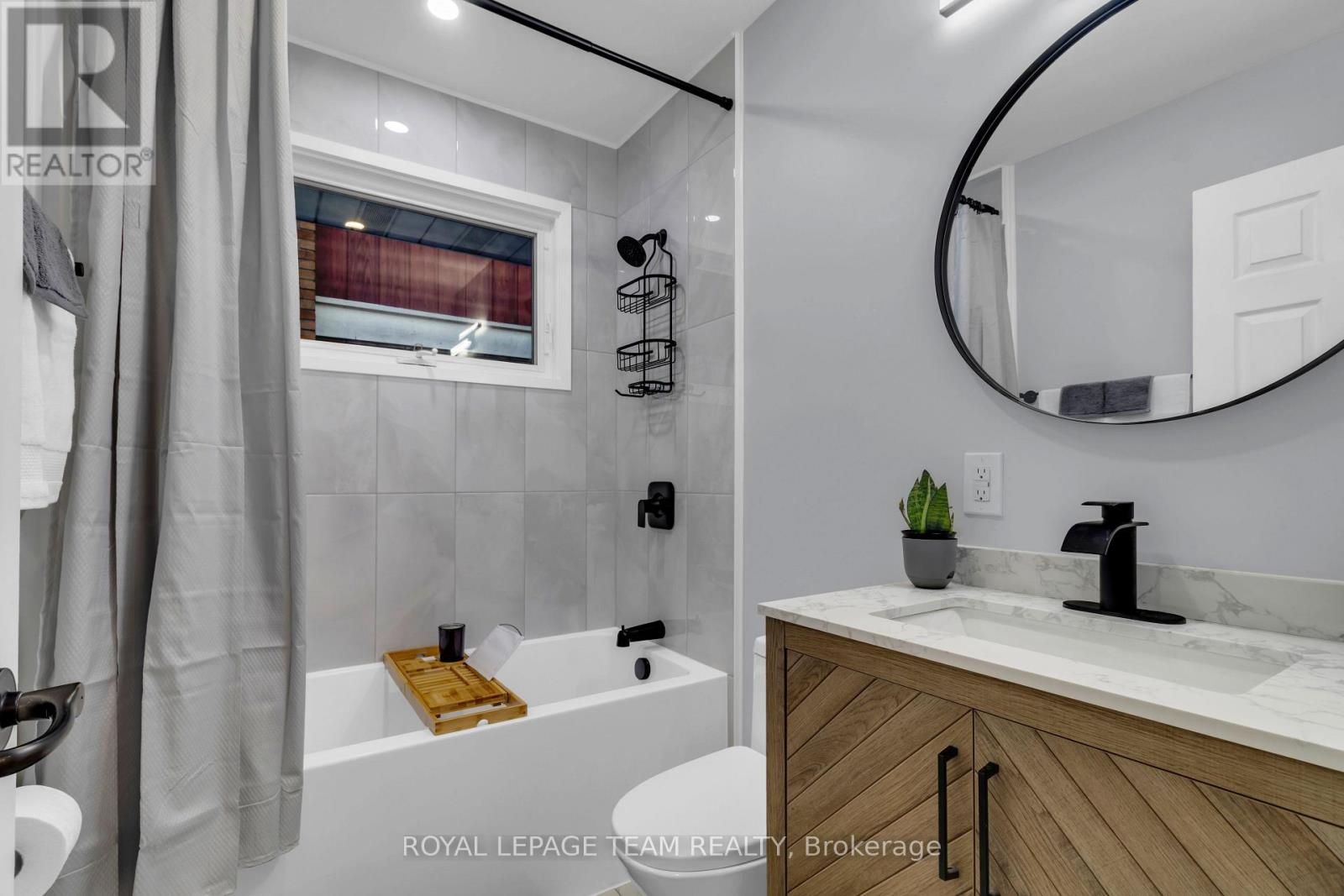 Photo 28 of 638 Coronation Avenue, Ottawa ON