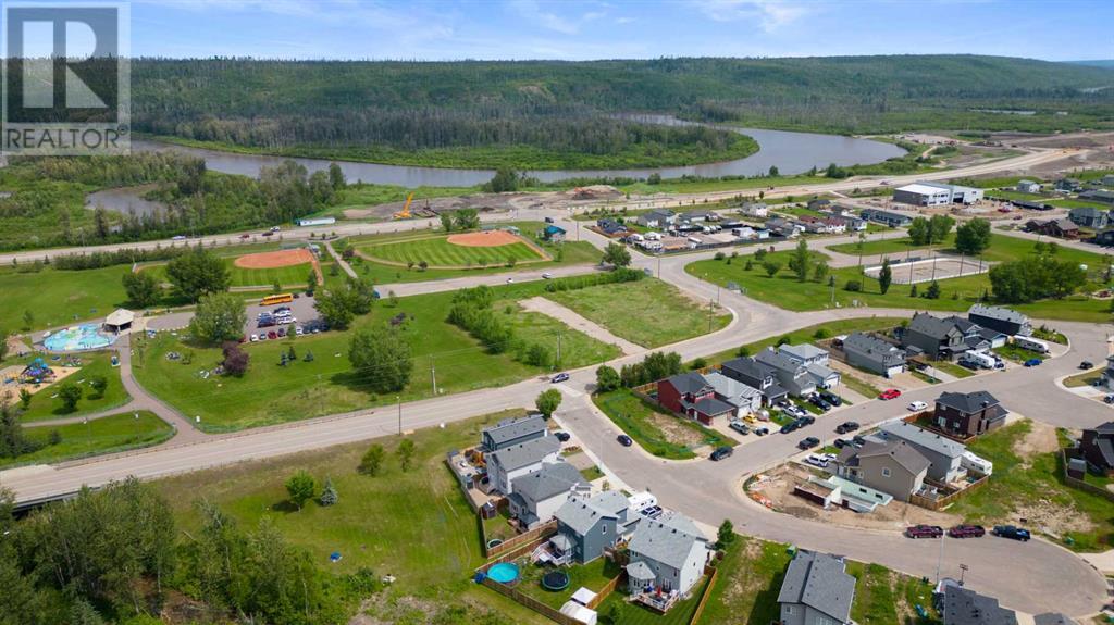 109 PEARSON Drive, Fort McMurray, Alberta