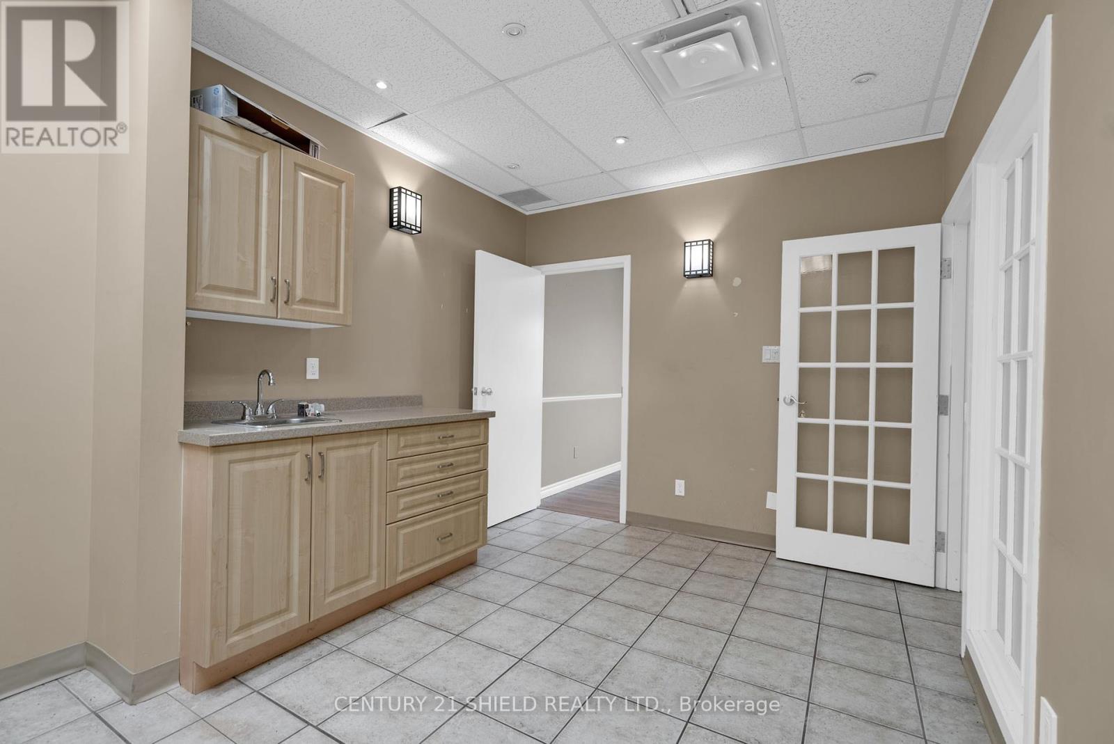 Photo 11 of 224 820 Mcconnell Avenue, Cornwall ON