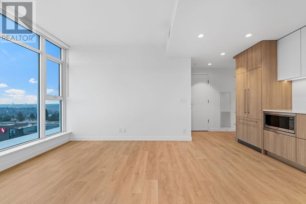 408 505 NELSON STREET, Coquitlam
