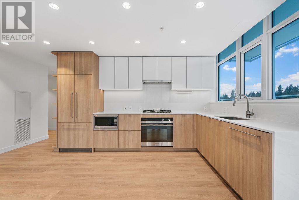 408 505 NELSON STREET, Coquitlam