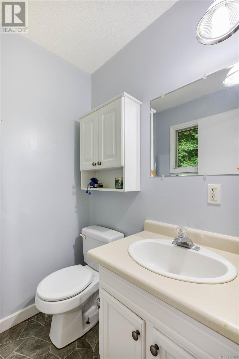  405 Mt. Belcher Heights, Salt Spring
