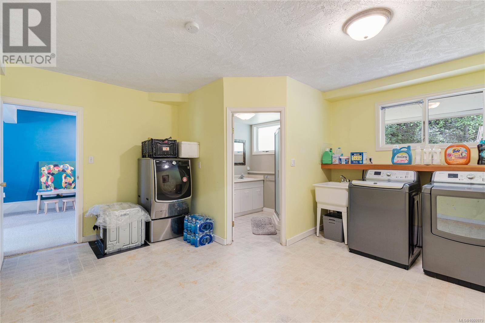  405 Mt. Belcher Heights, Salt Spring