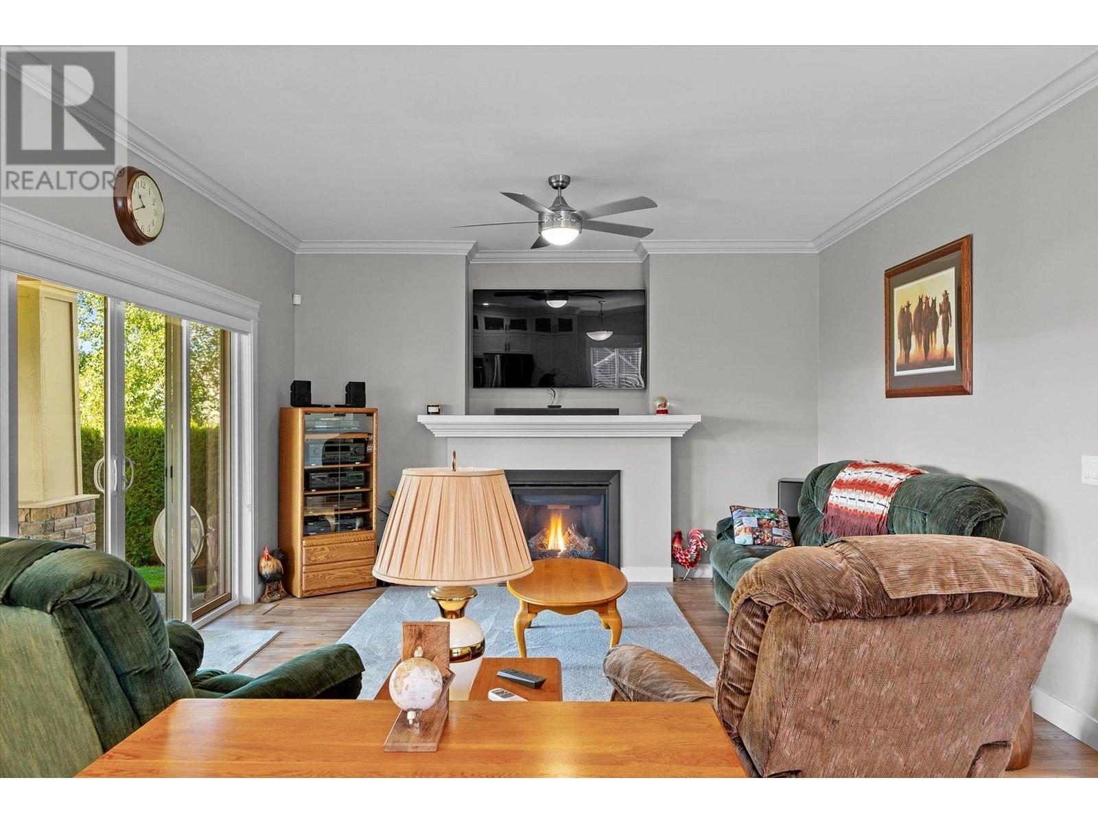  2009 Caroline Way, Westbank