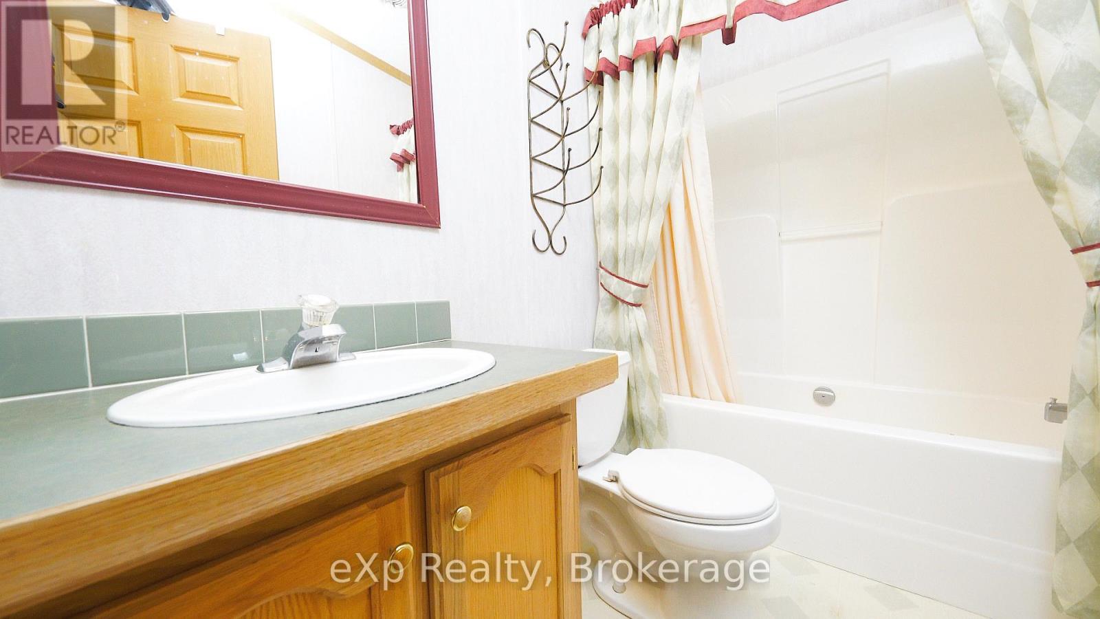 Photo 29 of 1005 Murrays Road, Dysart Et Al ON