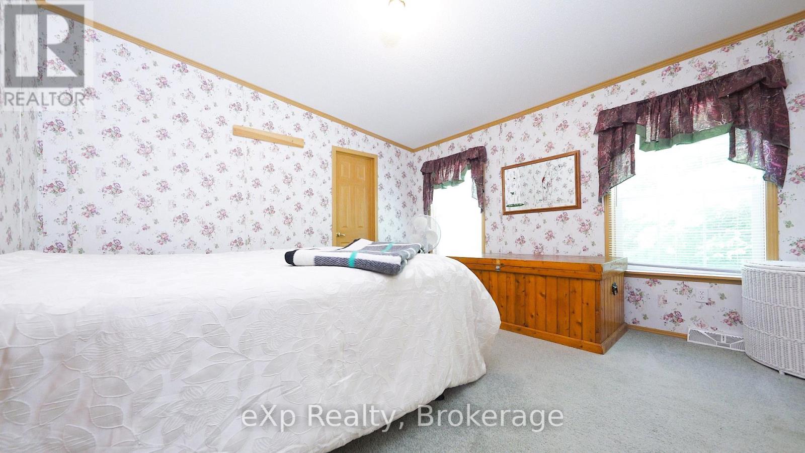 Photo 30 of 1005 Murrays Road, Dysart Et Al ON