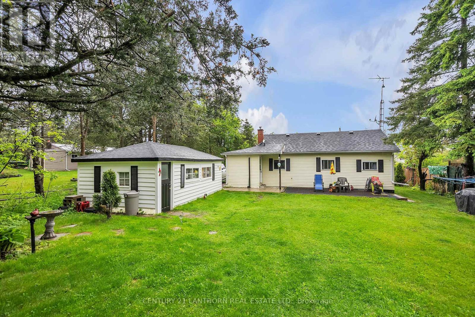 Photo 12 of 977 County Rd 38 Road, Trent Hills ON