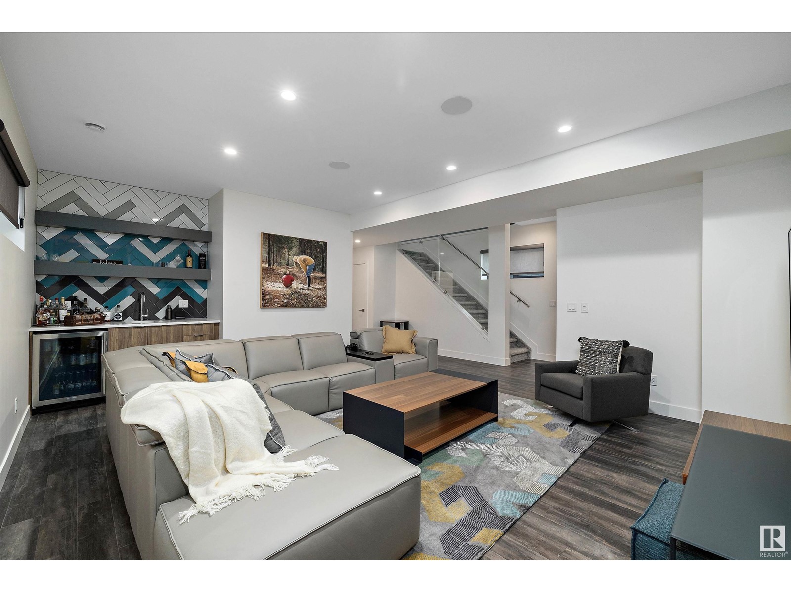 Photo 31 of 44 A Valleyview Cr Nw, Edmonton AB