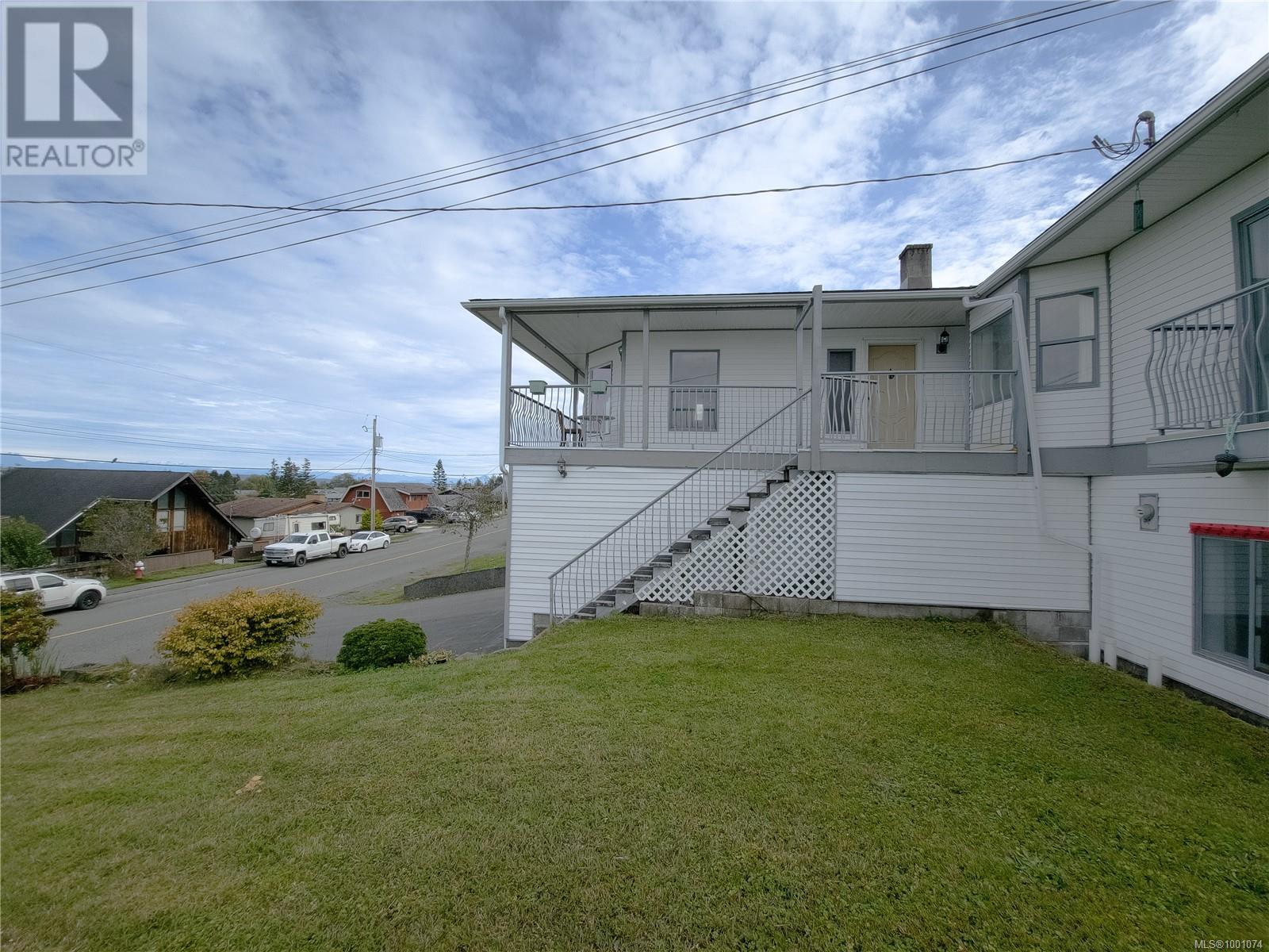 Photo 56 of 2287 Chelohsin Cres, Port Mcneill BC
