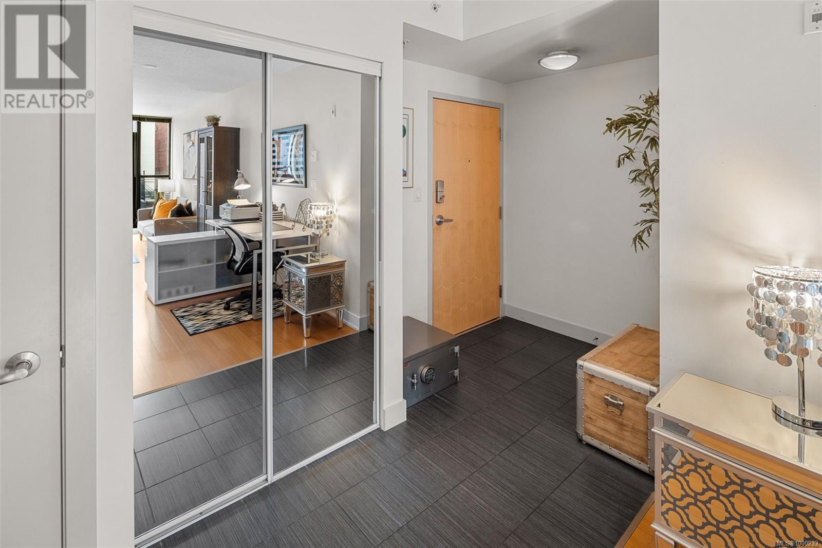 Photo 6 of 303 760 Johnson St, Victoria BC