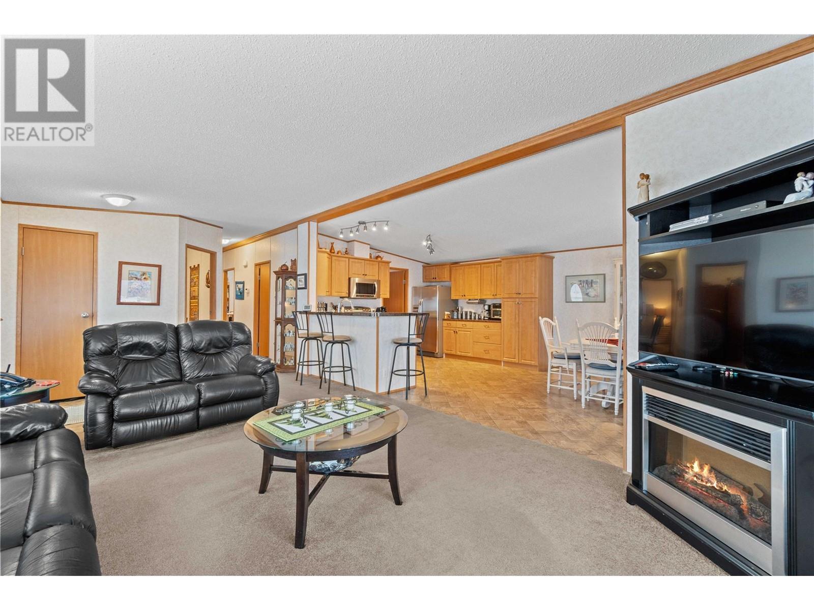 #76-1885 Tappen Notch Hill Road, Tappen