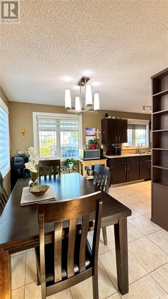 Photo 11 of 122 Hamilton Street, Davidson SK