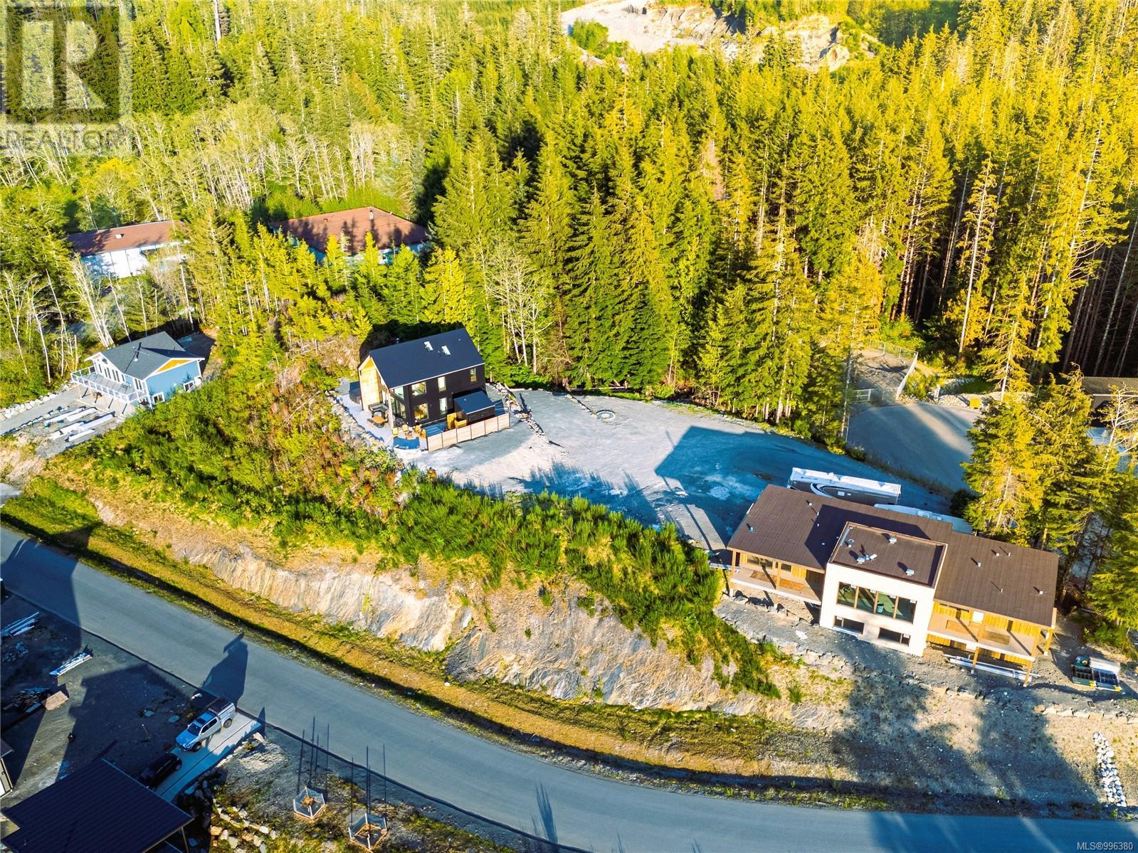  16923 Beachview Close, Port Renfrew