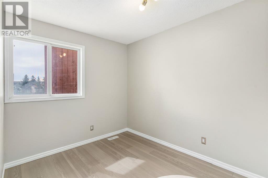 Single Family House for Sale in    Street NE Pineridge Calgary 