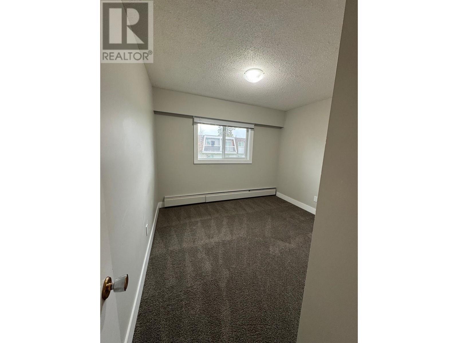 2125 2nd Street N Unit# 109, Cranbrook