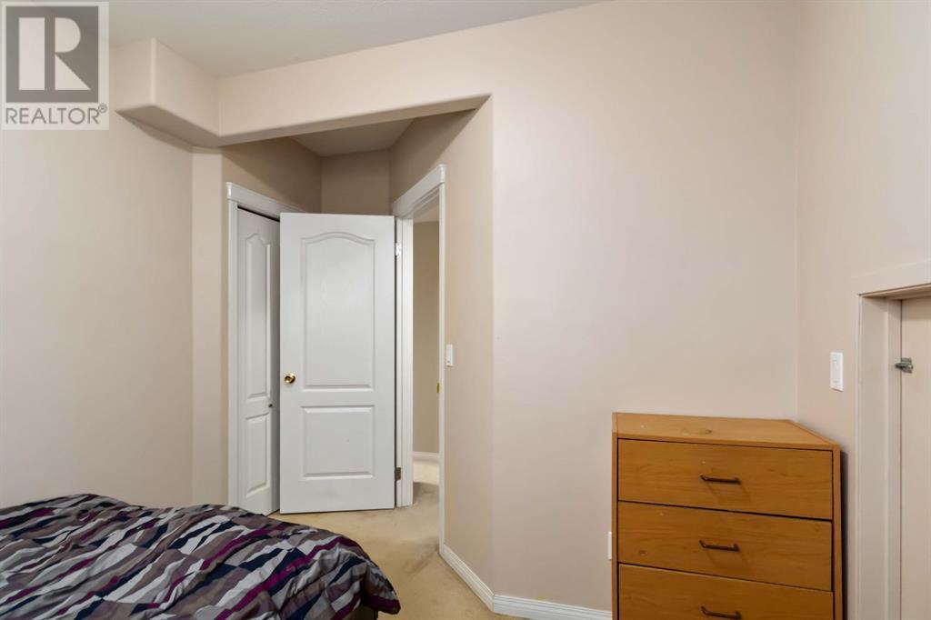 228 Paris Crescent, Fort McMurray, Alberta
