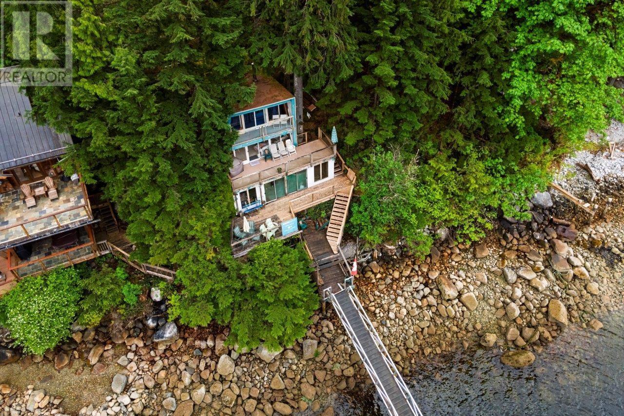 Photo 25 of 11 East Of Croker Island, North Vancouver BC
