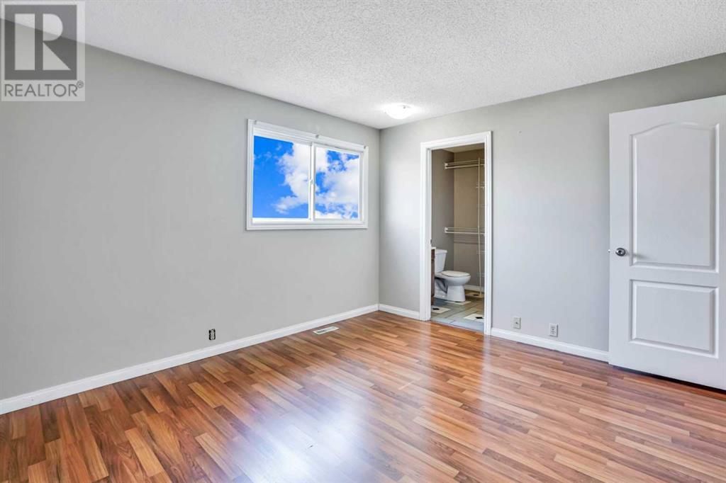 Single Family House Bi-level for Sale in  Faldale Close NE Falconridge Calgary 