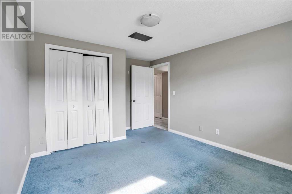 Single Family House Bi-level for Sale in  Faldale Close NE Falconridge Calgary 