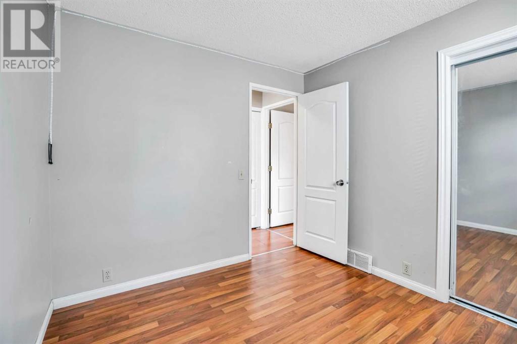Single Family House Bi-level for Sale in  Faldale Close NE Falconridge Calgary 