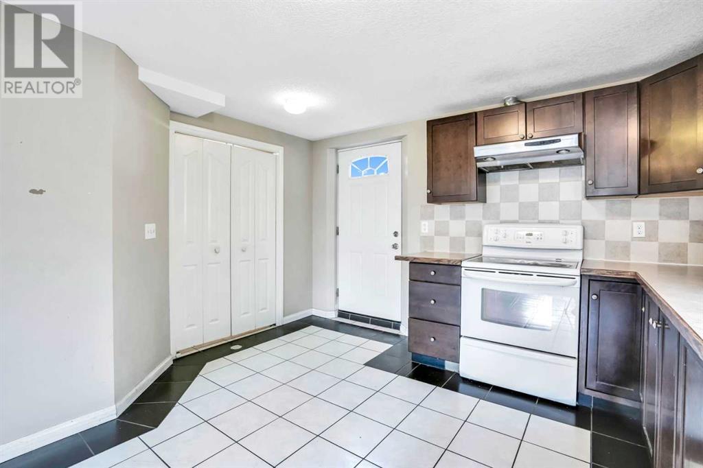 Single Family House Bi-level for Sale in  Faldale Close NE Falconridge Calgary 