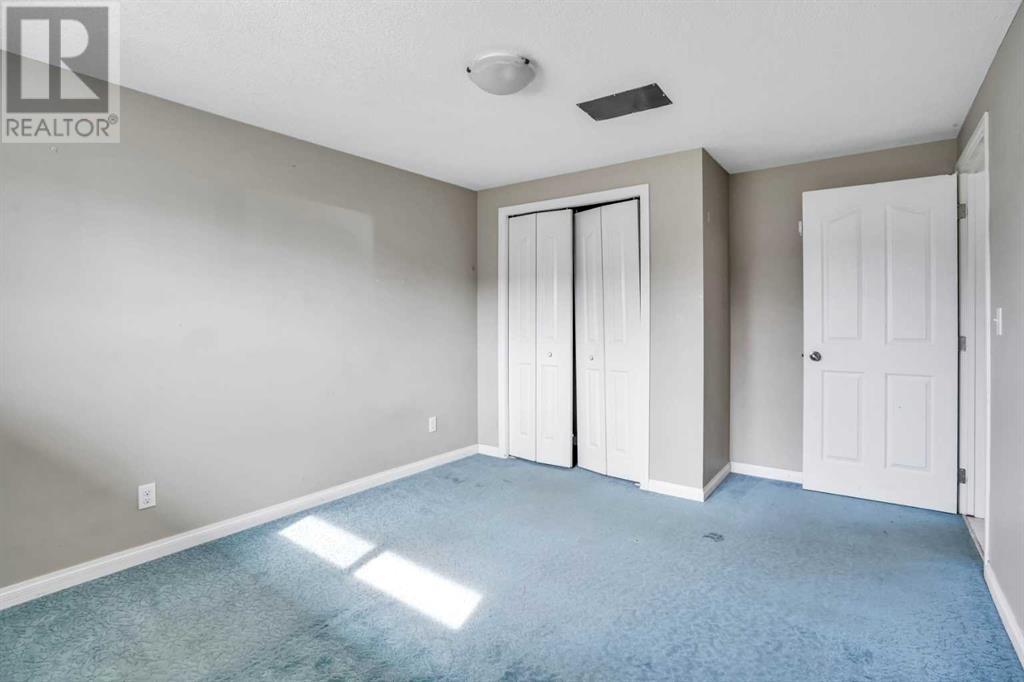 Single Family House Bi-level for Sale in  Faldale Close NE Falconridge Calgary 