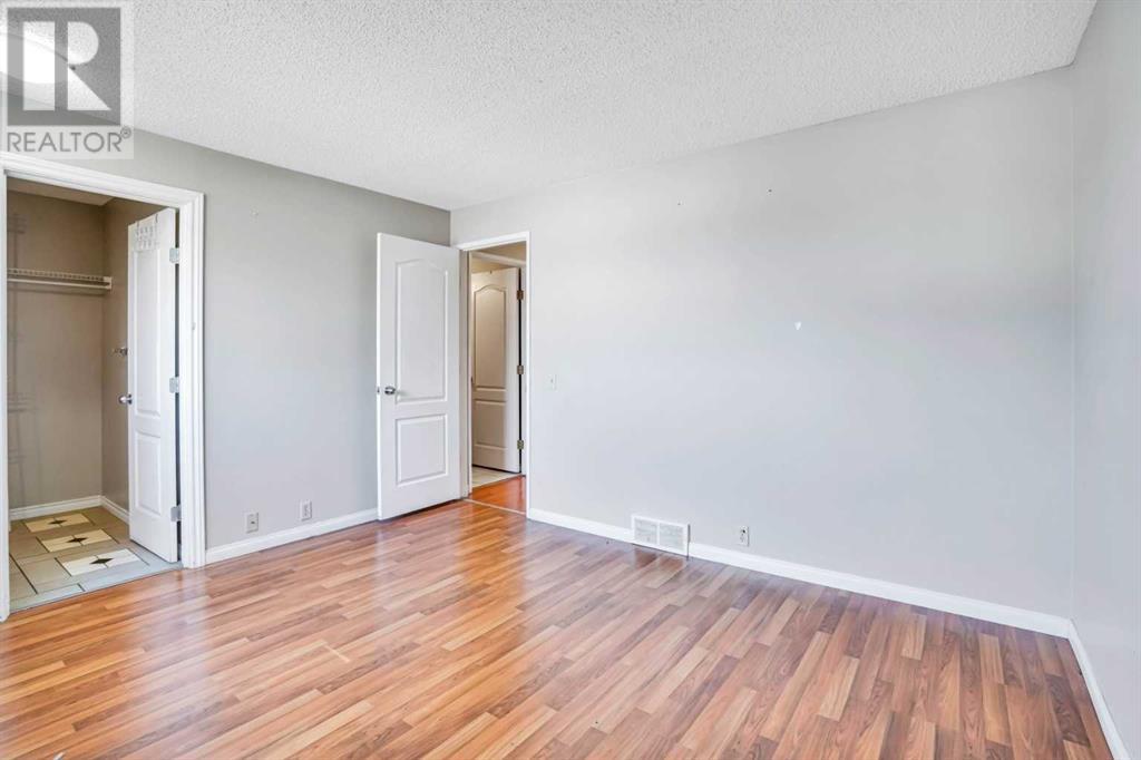 Single Family House Bi-level for Sale in  Faldale Close NE Falconridge Calgary 