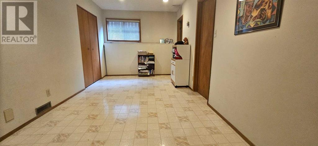 Single Family House Bi-level for Sale in  Whitworth Place NE Whitehorn Calgary 