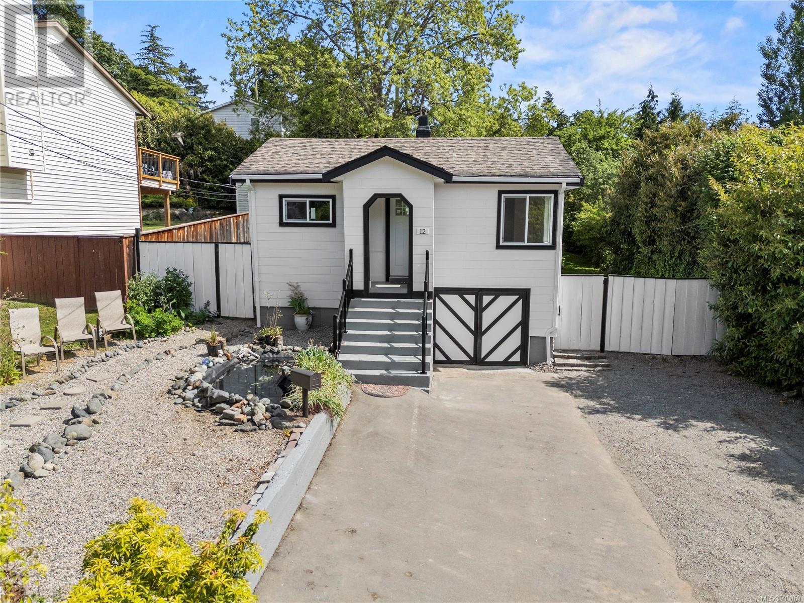 12 Conard St, View Royal
