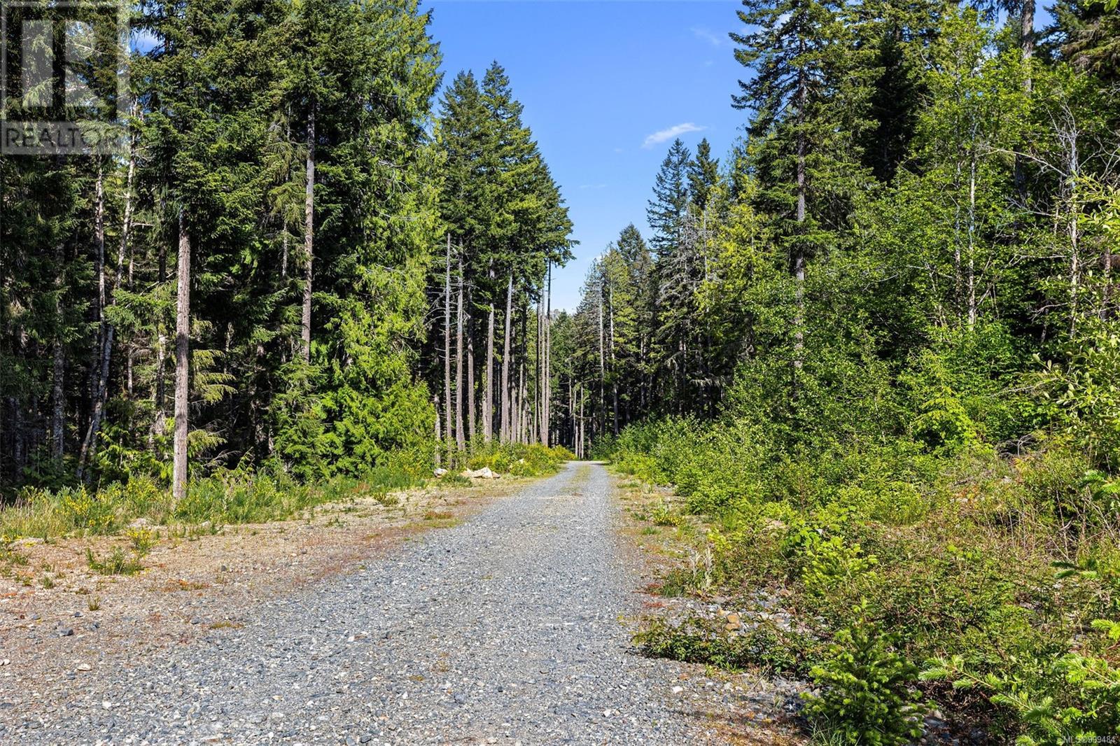  4229 Goldstream Heights Drive, Malahat