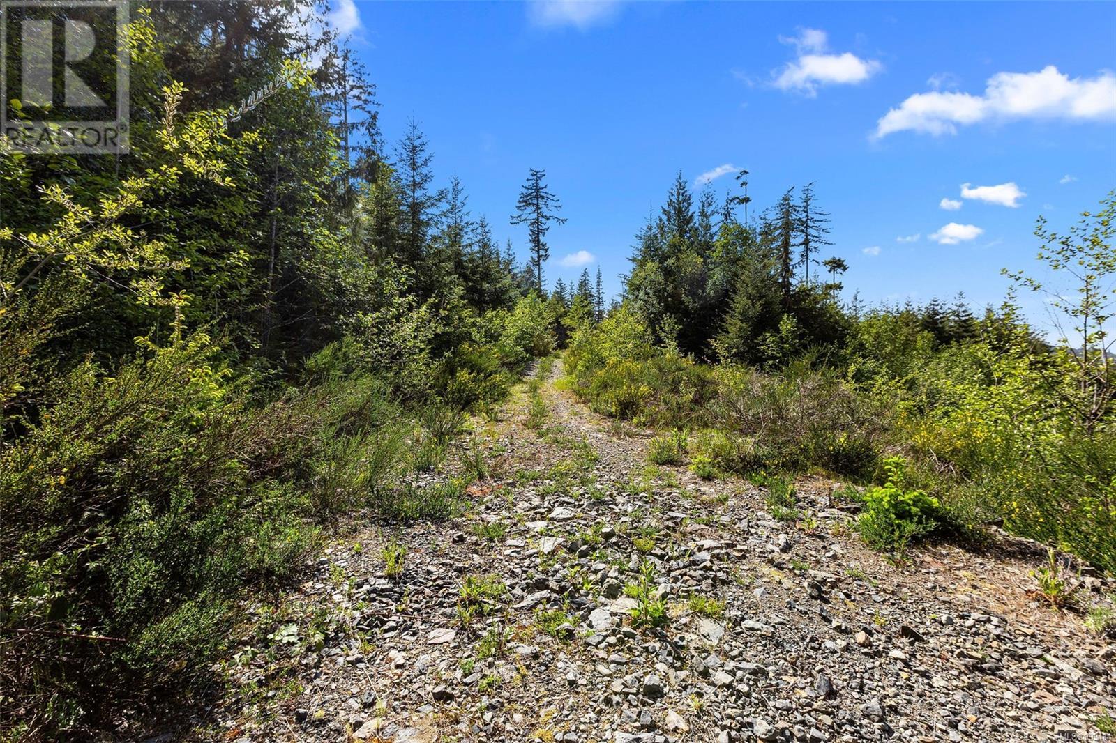  4229 Goldstream Heights Drive, Malahat