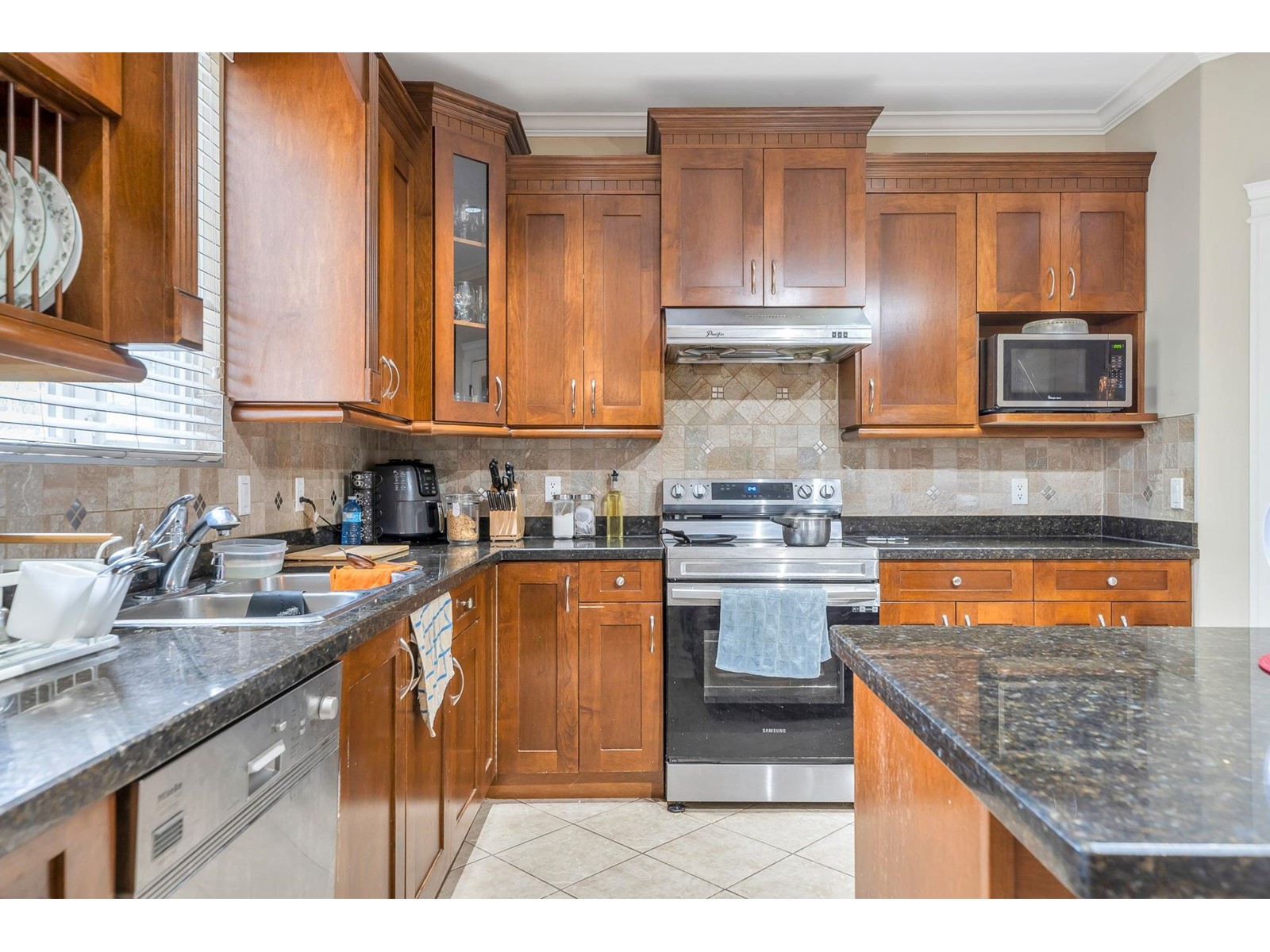 Photo 14 of 6309 167 B Street, Surrey BC