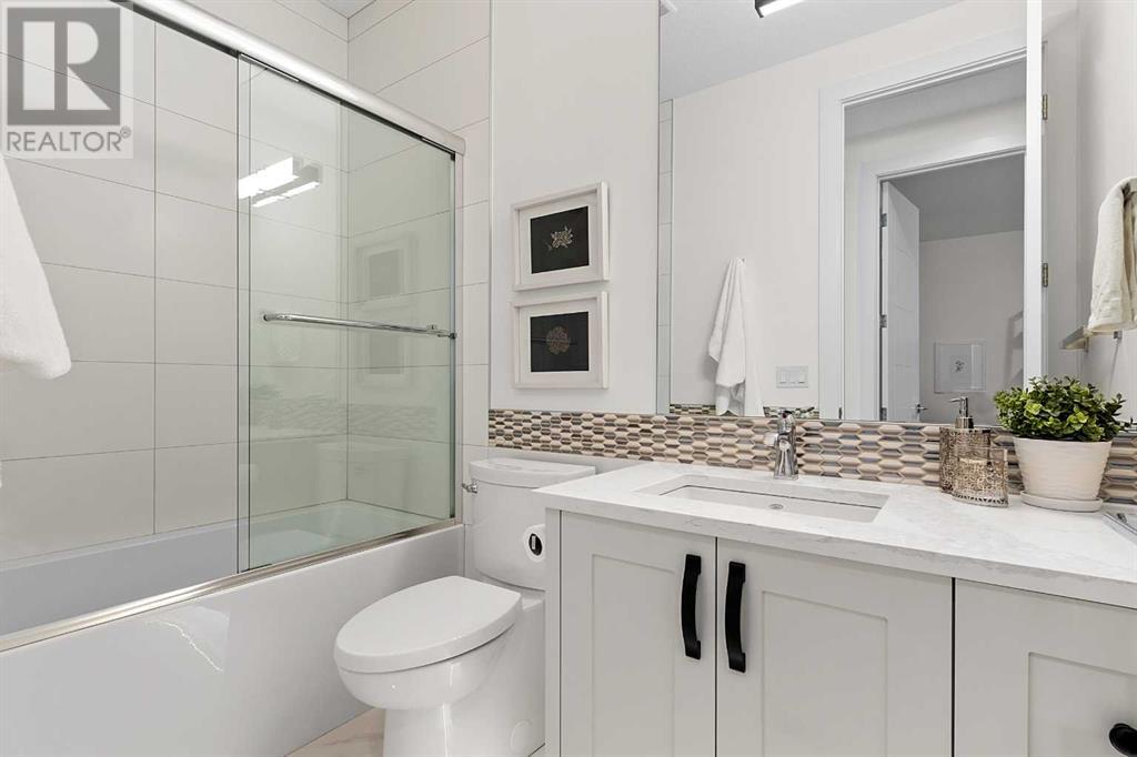 Single Family House for Sale in   Avenue NW Mount Pleasant Calgary 