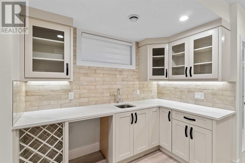 Single Family House for Sale in   Avenue NW Mount Pleasant Calgary 