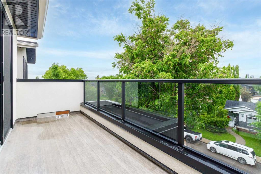 Single Family House for Sale in   Avenue NW Mount Pleasant Calgary 