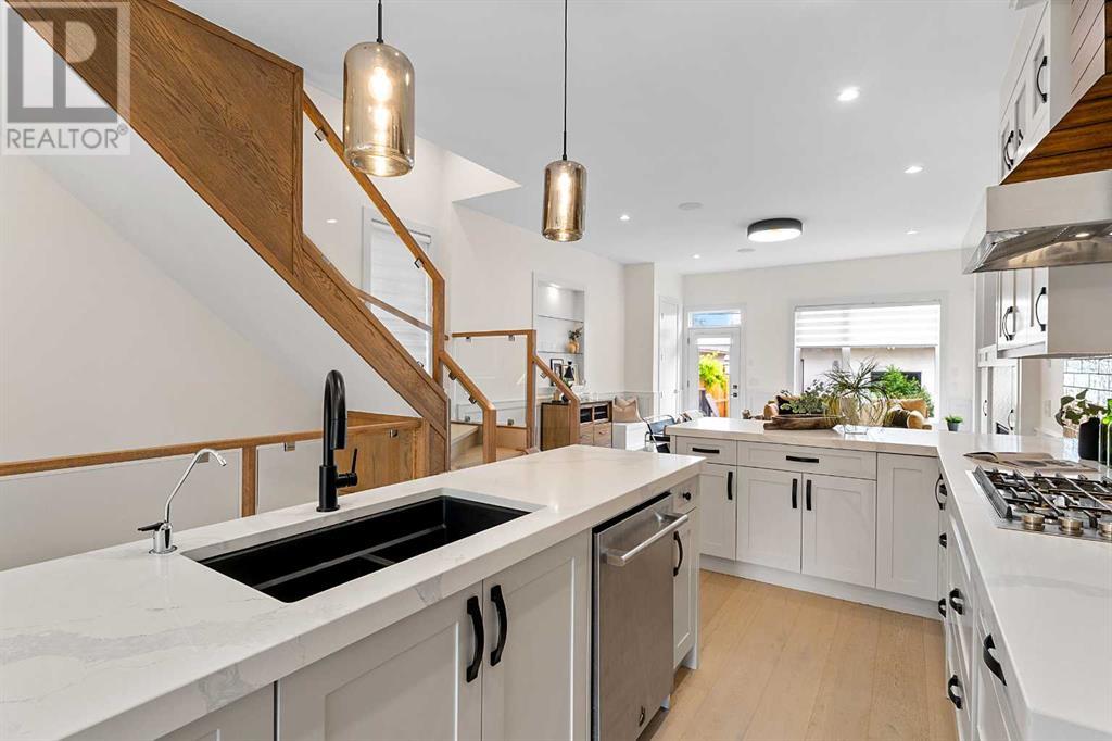 Single Family House for Sale in   Avenue NW Mount Pleasant Calgary 